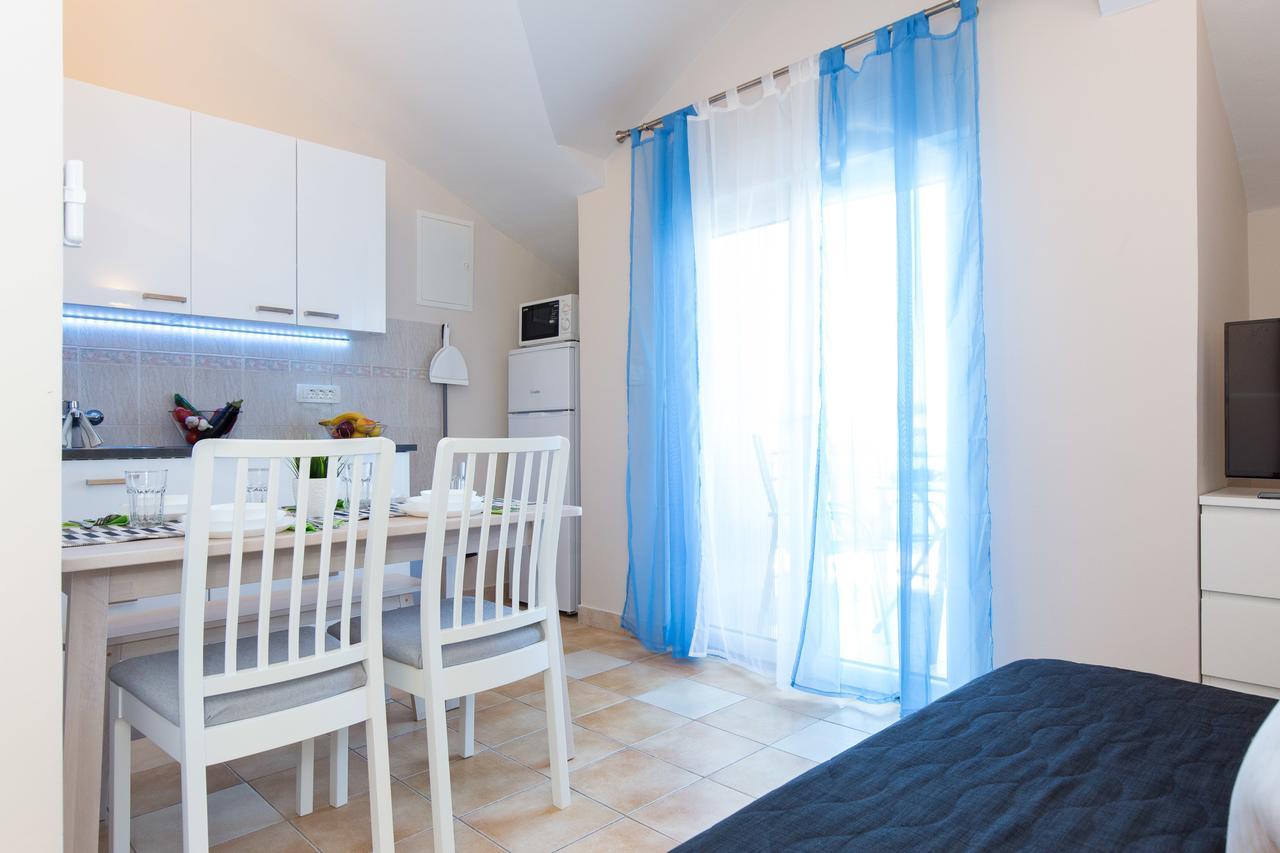 Apartments Tamaris Čižići Eksteriør billede