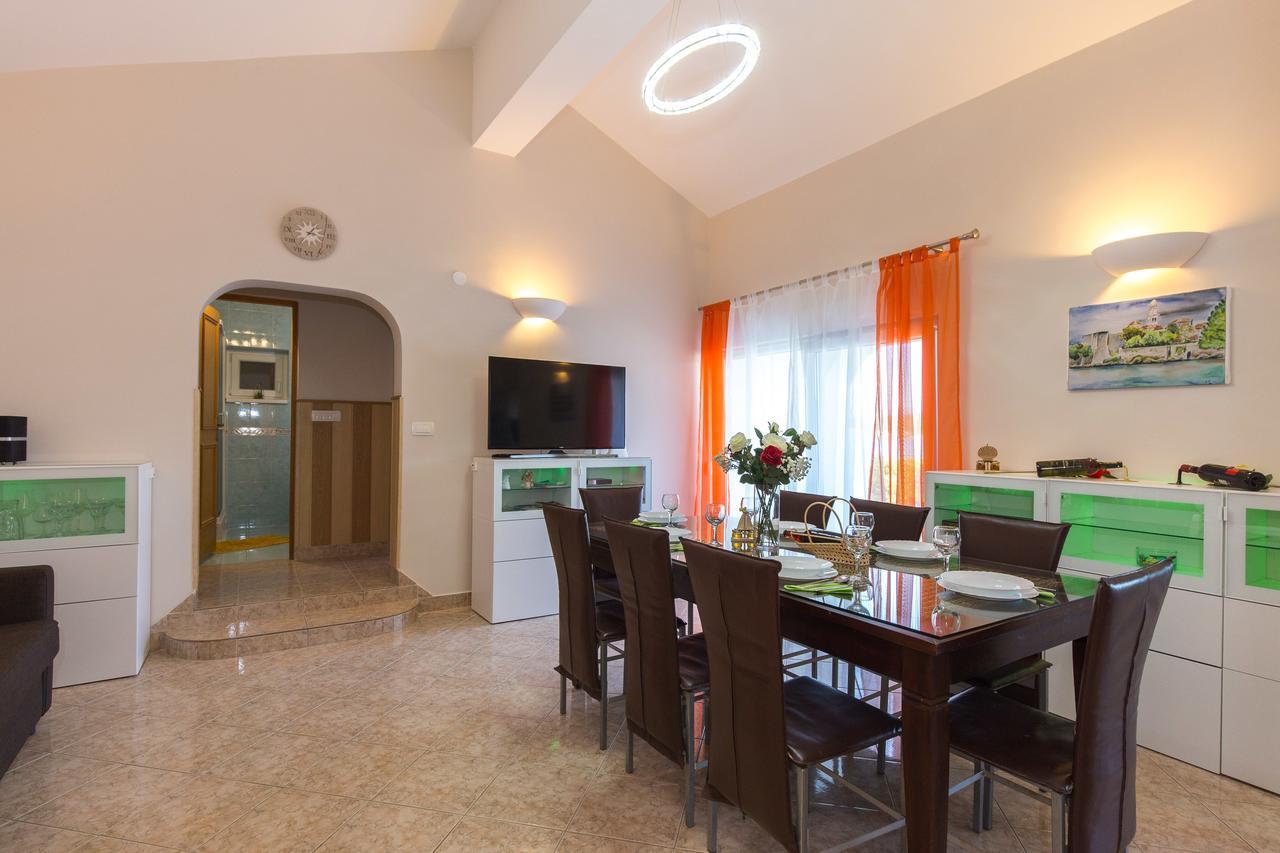 Apartments Tamaris Čižići Eksteriør billede